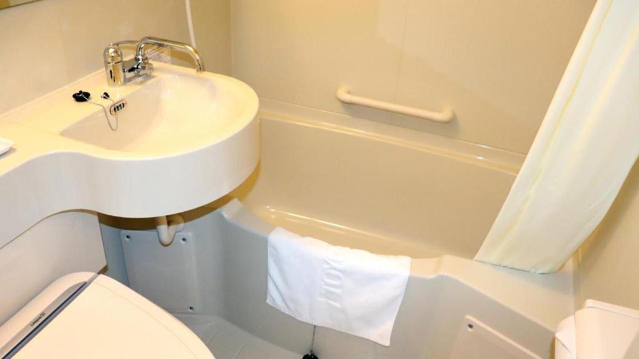 Toyoko Inn Sendai Higashi-Guchi No 2 Buitenkant foto